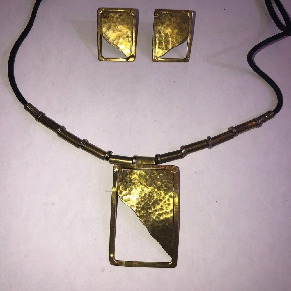 Hammered brass pendant/neck piece and earrings
